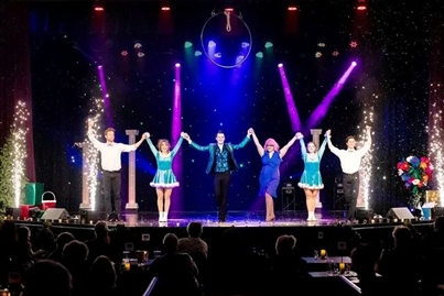 Magic & Wonder Theater Holly Jolly Jukebox