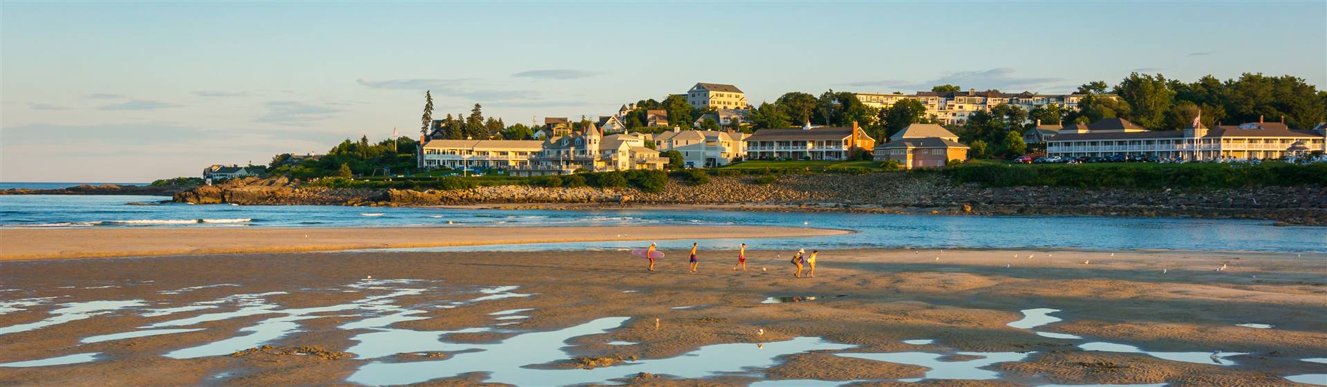 Maine and New Hampshire Featuring Ogunquit